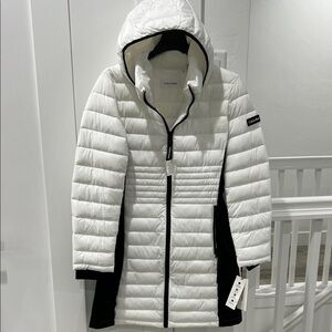 Calvin Klein Women's White and Black Puffer Coat